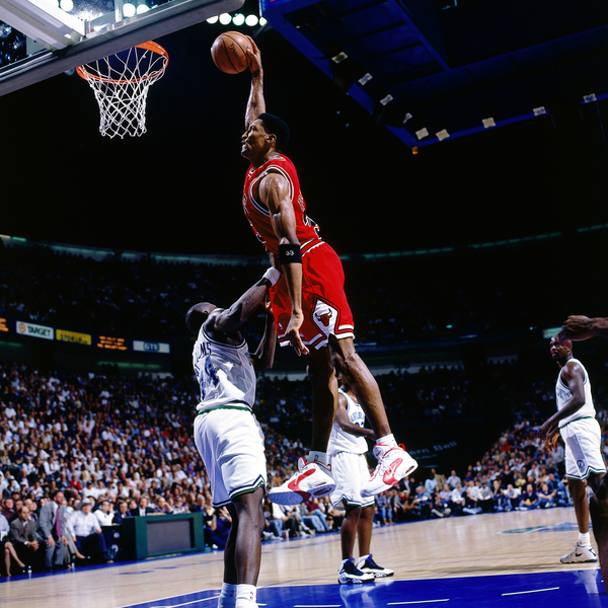 Pippen nel 19996 ritrova Jordan, E ritorna a volare, come Chicago